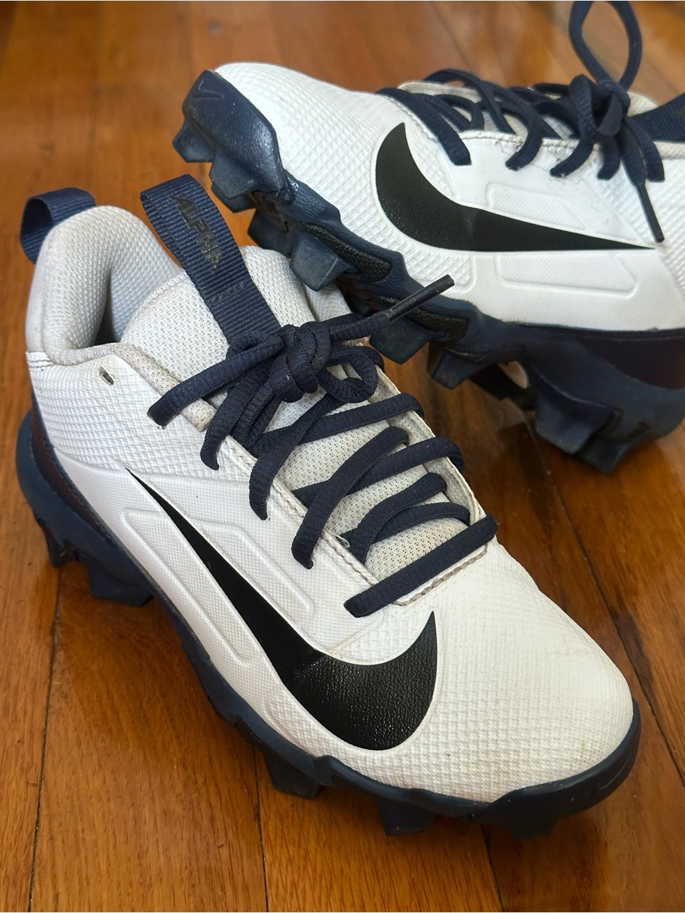 Nike Alpha Menace 4 Shark Cleats